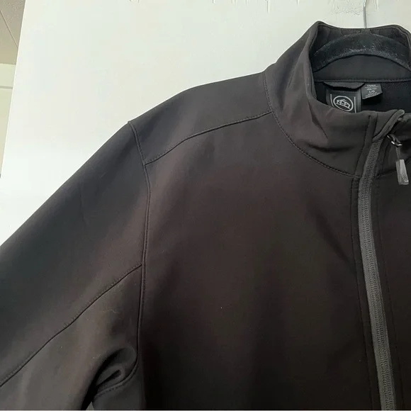 Stormtech | Zip Up Jacket - Picture 2 of 10